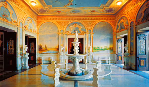 4-tajfalaknumapalace