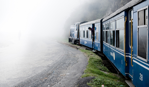 darjeeling_himalayan-railway_credit-flickr-user-matt-paish-https___www-flickr