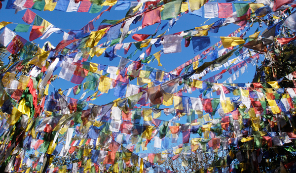 darjeeling_prayer-flags-2_credit-stacey-cramp_istock_thinkstock-http___www-thinkstockphotos-co