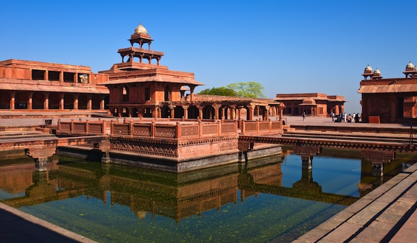 fatehpur-sikri-nickolay-stanev-shutterstock