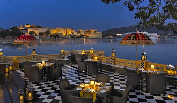 sheesh_mahal_at_the_leela_palace_udaipur_copy