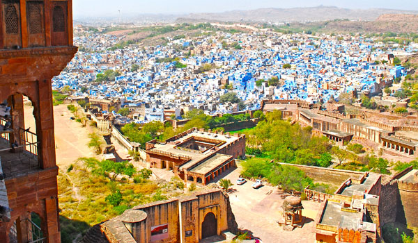 A zip line adventure is one of the best ways to take advantage of Jodhpur's incredible scenery © KittyKaht/Flickr