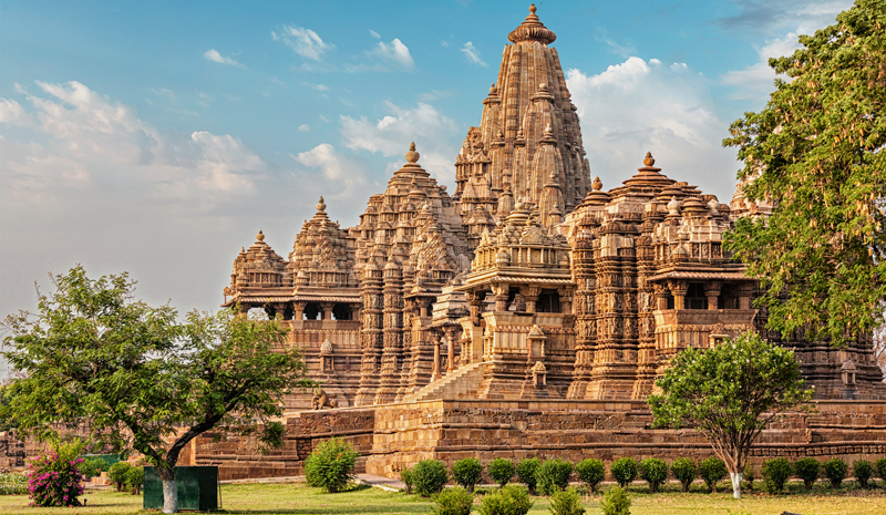 Ashwiny Iyer Tiwari | Khajuraho Temples