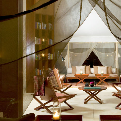 Aman-i-Khás lounge-tent-evening