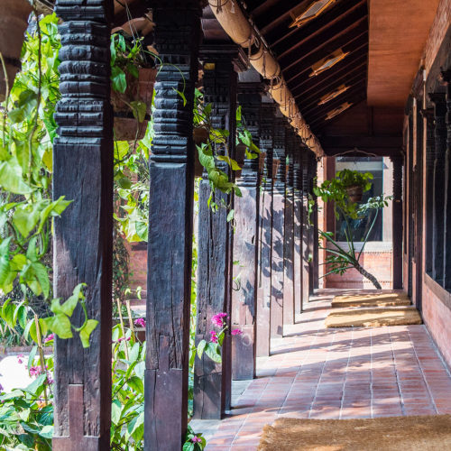 dwarikas-hotel-kathmandu-corridor